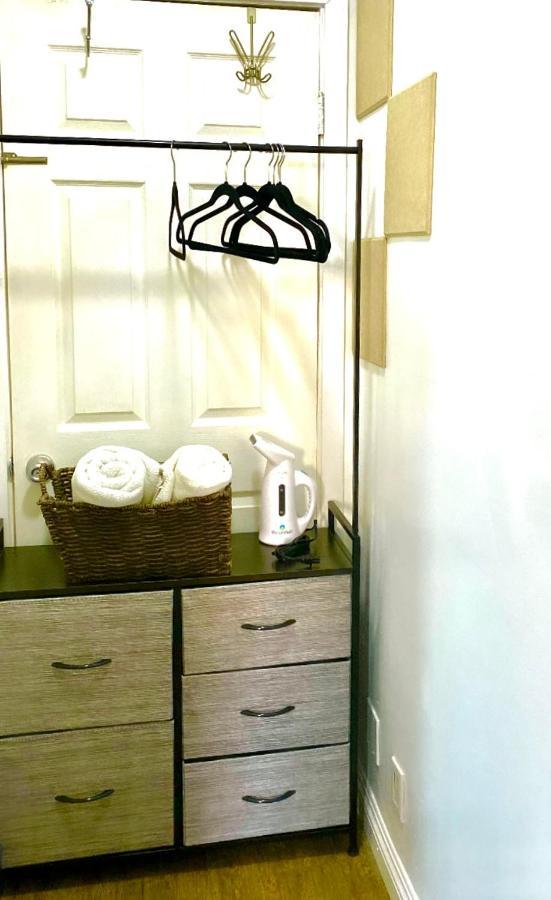 Sweet Tuscan Dreams-Private Entrance & Bathroom With Patio Los Angeles Zewnętrze zdjęcie